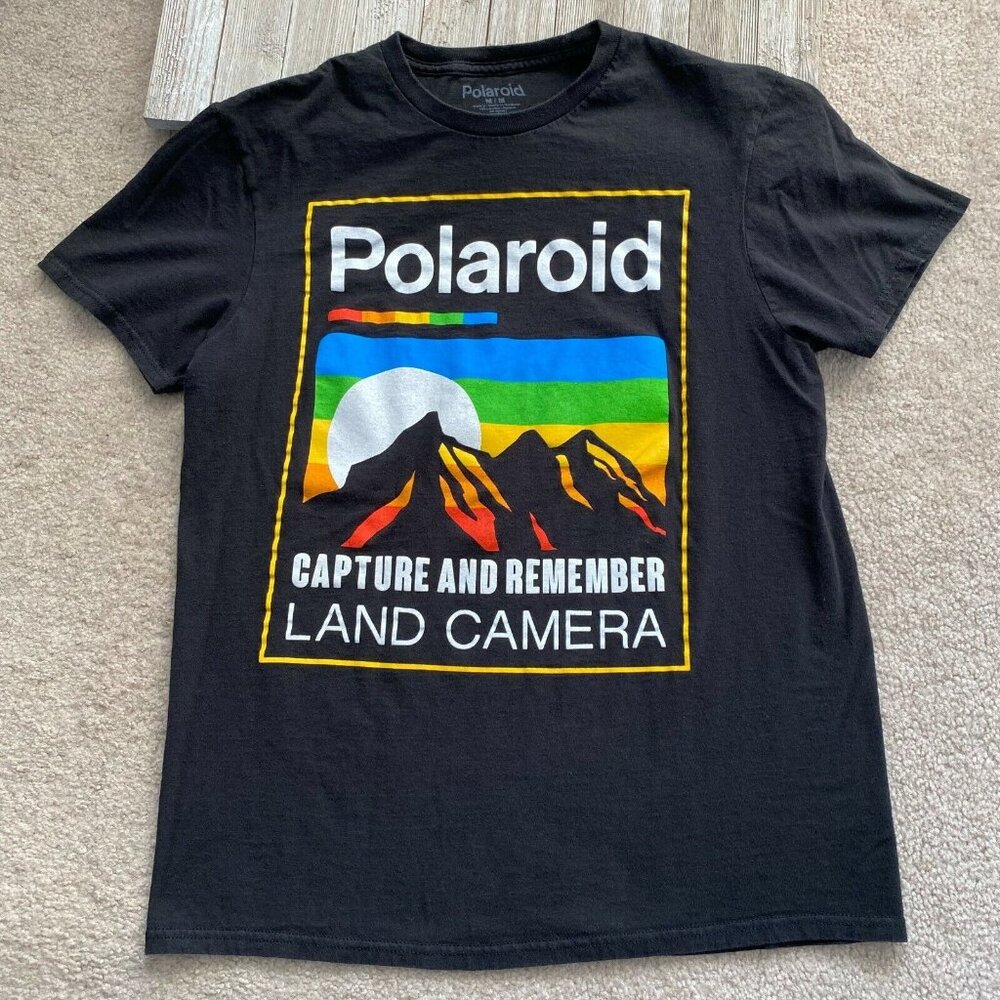 Polaroid Land Camera T-Shirt Tee Size M Retro Vintage Photography 40s 70s 80s